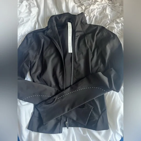 Lululemon zip up - Picture 1 of 2